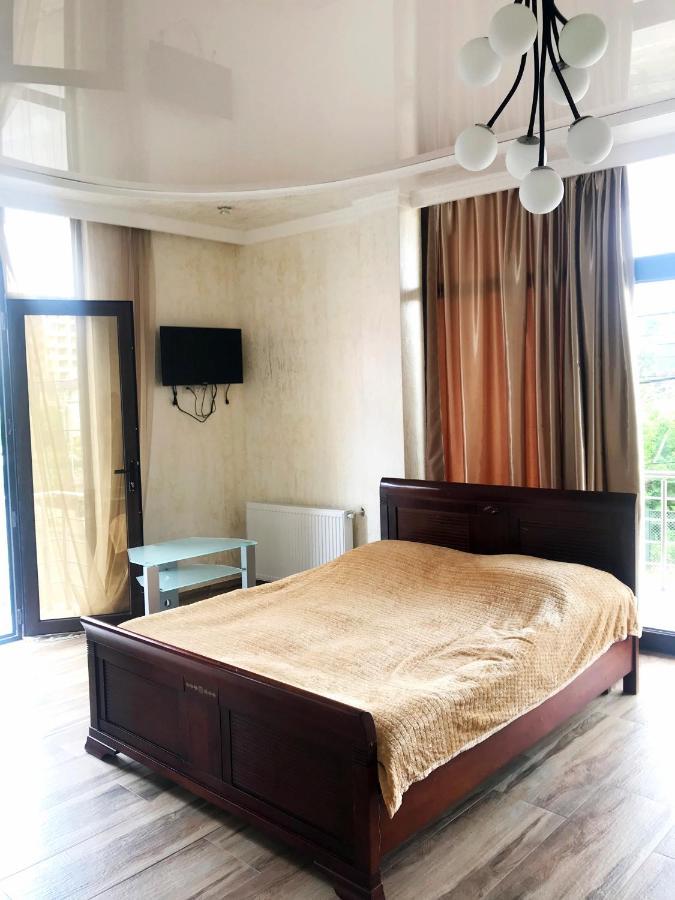 Tiktok House Hotel Kobuleti Esterno foto
